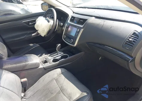 2017 Nissan Altima 3.5Sl/3.5 Sr z USA, uszkodzony, nr VIN 1N4BL3AP1HC257956